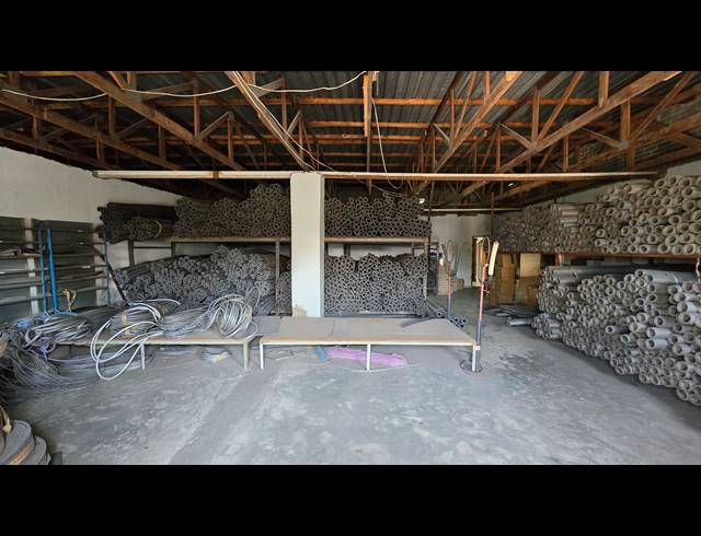 1,550M² WAREHOUSE FOR SALE IN EASTLEIGH
